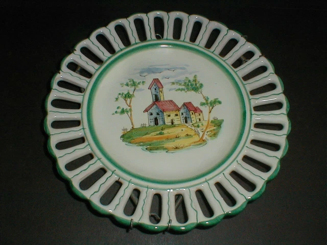 Italian Pottery Majolica Pierced Rim Plate - Perugia Italy #2 (loc-B2)