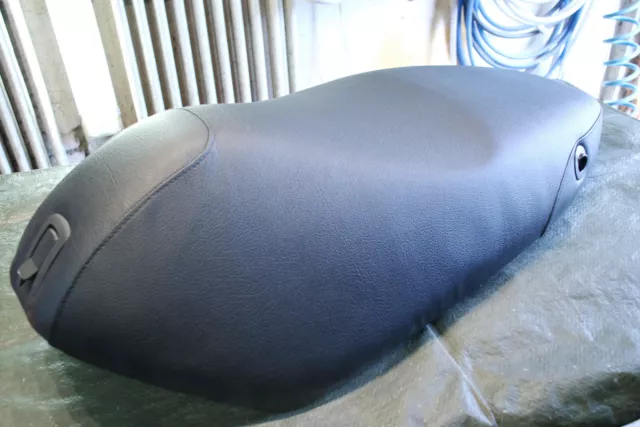 Panca Originale NOS 67453200C1 PIAGGIO FLY 50 125 150 (2006-2015) SEAT SELLA