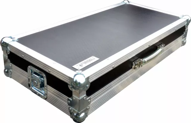 Gitarrenpedalbrett Schwan Flight Case 783 mm x 383 mm GRÖSSE 3 (Sechskant) 2