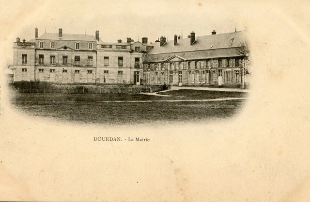 *33015 cpa 91 Dourdan - La Mairie