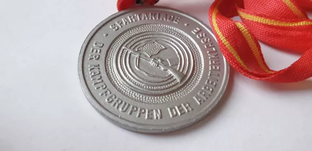 DDR Abzeichen,Medaille, Spartakiade der Kampfgruppen der Arbeiterklasse silberf.