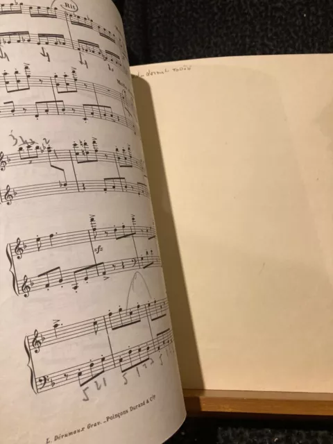 Claude Pascal Toccata pour piano partition éditions Durand 2