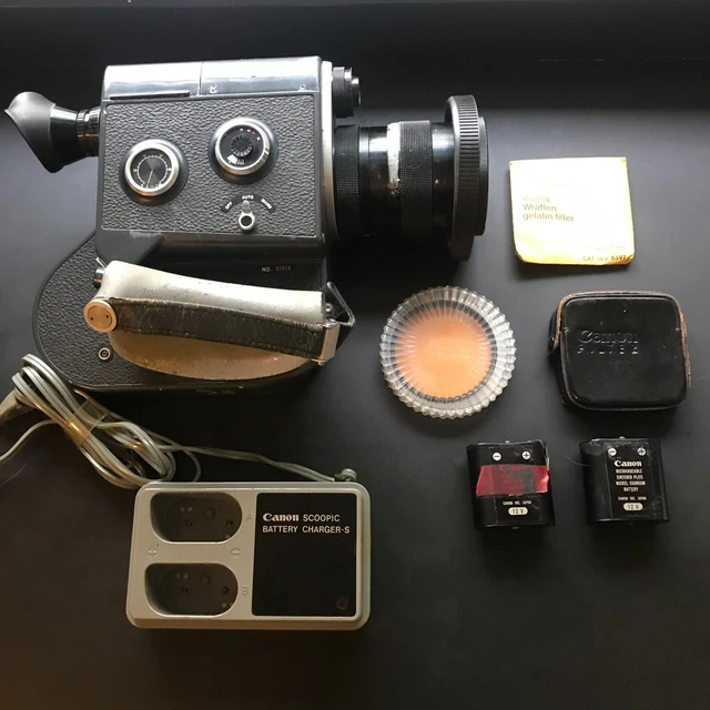 Canon SCOOPIC 16mm Movie Camera Zoom