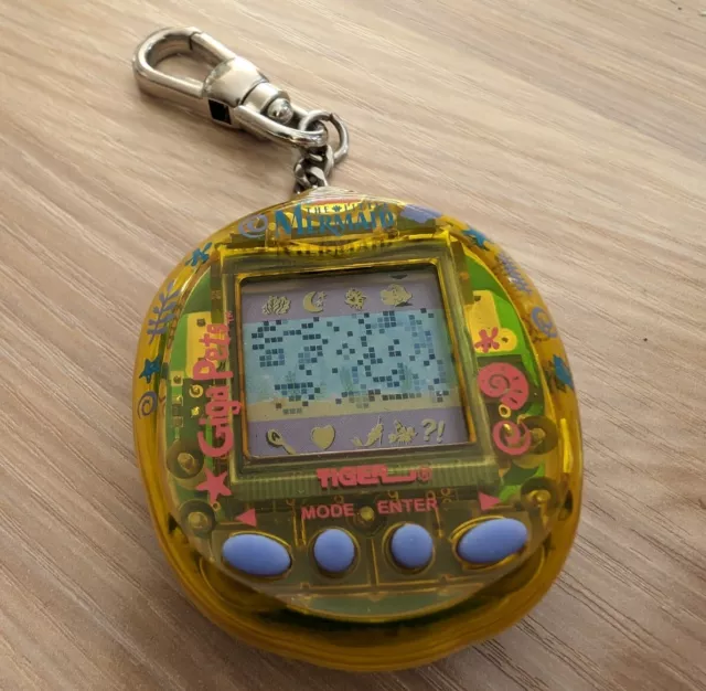 Giga Pets Disney's The Little Mermaid Tiger Electronics 1997 Screen Needs Work