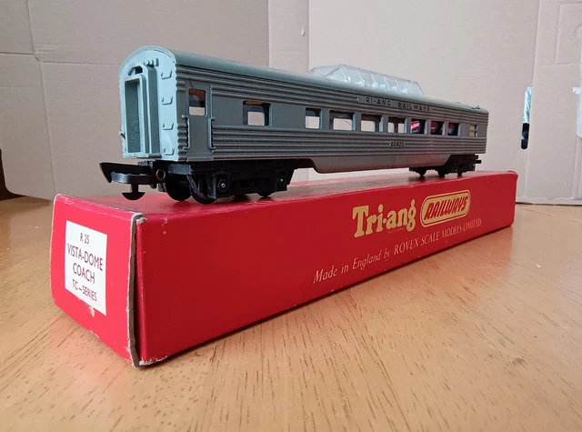 TRI-ANG R24 + R25 Silver Passenger Vista Dome Coach and Coach £9.03 ...