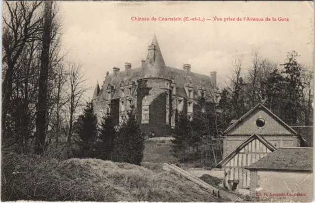 CPA Chateau de COURTALAIN - Vue prise de l'Avenue de la Gare (131596)