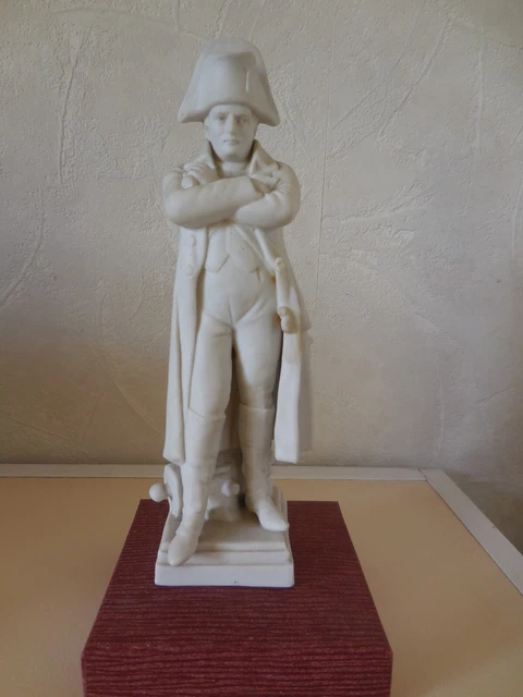 Statuette napoléon en biscuit