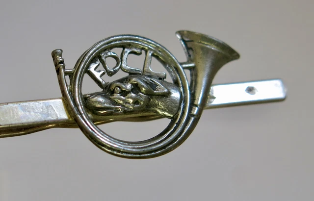 Pince à Cravate Ancienne Gravée - Médaillon Chien De Chasse, Vintage