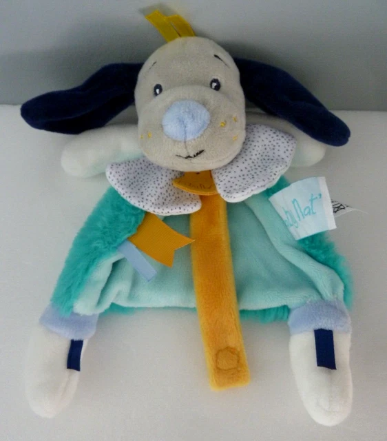 S12. DOUDOU PLAT BABY NAT CHIEN Pépin blanc bleu jaune at. têtine BN0446 TTBE