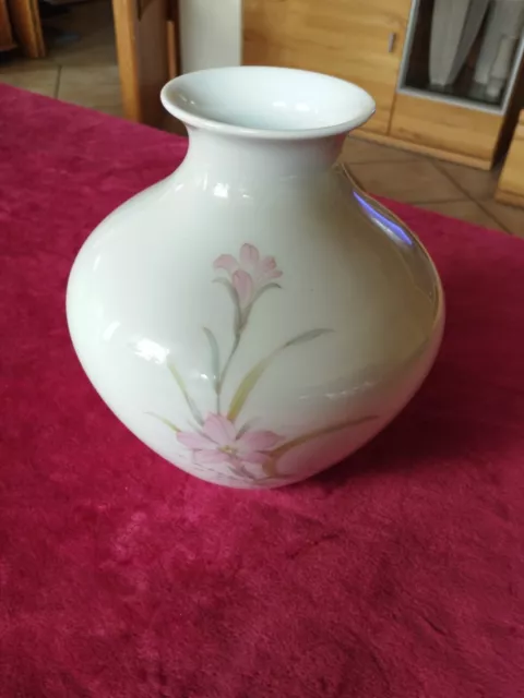 Hutschenreuther Vase