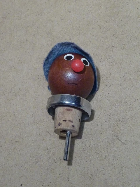 Bouchon De Bouteille Liège Avec Figurine Bretonne – Vintage – Pièce Unique