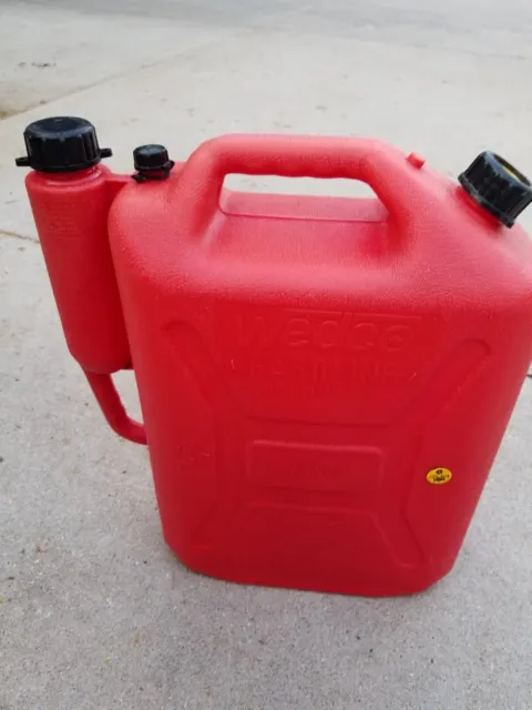 Look! Rare! Vintage Pre Ban Vented Wedco 5 Gallon Jerry Gas Can W540 Ships FREE!
