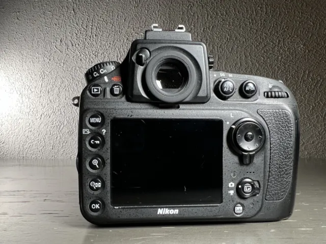 Nikon D800 36.3 MP Digital SLR Camera (Body Only) - 71k Shutter Clicks 3