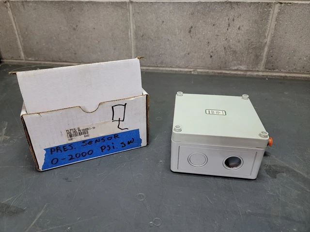 Kele 30PSI Pressure Transducer PTX1 30 PSI 10-30 Volts DC With Enclosure AS-IS