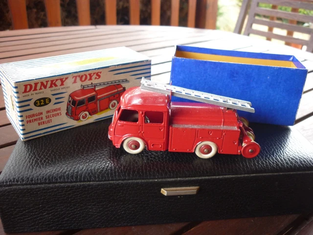 Dinky Toys France - Berliet Pompiers Réf 32 E - Miniature Collection
