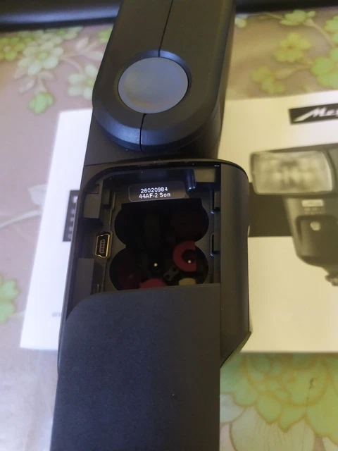 Metz mecablitz 44 AF-2 Digital Flash for Sony Cameras 5