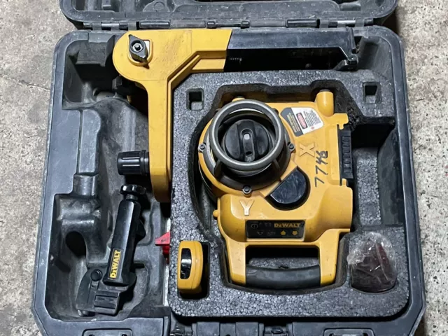 DeWalt DW077 18V Cordless Rotary Laser, DW0774 Detector  - No Battery or Charger