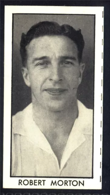 D.C. Thomson Football Stars 1957 (Hotspur) Robert Morton (Luton Town) No. 18