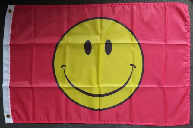 Smiley Flagge Fahne Lachen Emoji Smily Rot Gelb wetterfest Ösen 60x90cm