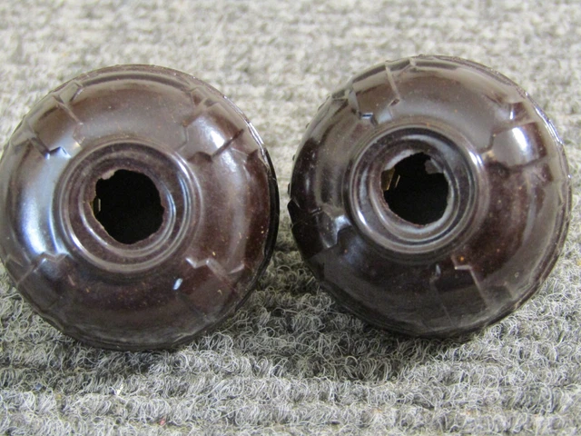 Pair Antique Power Plugs for Lamps Fans Radios Clocks Clean Used No Cracks  b