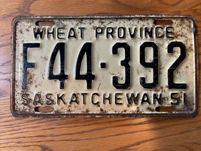 1951 Saskatchewan license plate Wheat Province