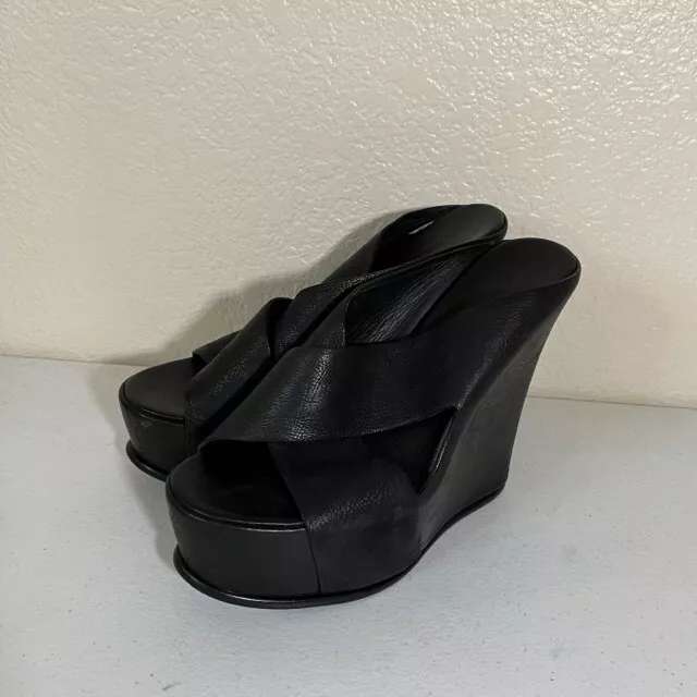 Vera Wang Lavender Black Leather High Wedge Sandal Shoes Y2K Size 9