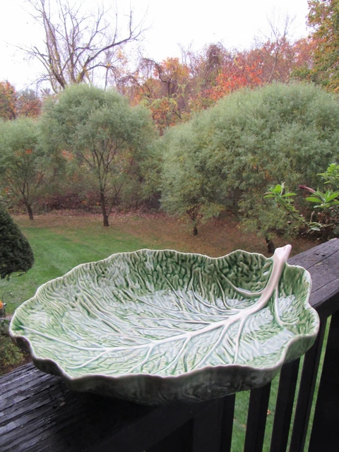 Bordallo Pinheiro Cabbage Serving Dish, Platter, Bowl 13,5" x 11,5"x 4,25"