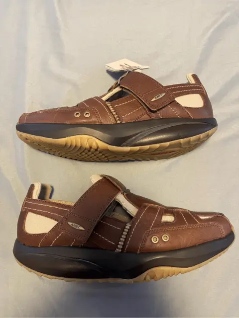 MBT Fumba Size 8.5 Fisherman Sandals Men 400128-56 New Brown Leather New