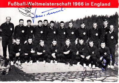 MANNSCHAFTSBILD MANNSCHAFTSFOTO POSTKARTE DFB Deutschland WM 1966