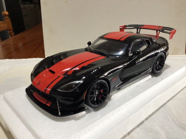 Modellautos Dodge Viper 1/18 Maisto SRT-10 silber 2003 sans Vitrine