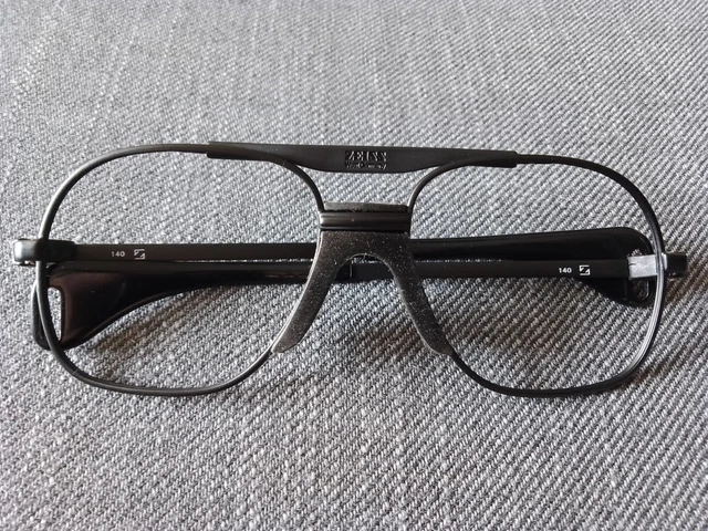 Vintage 80s Zeiss 431 7039 army military sport sunglasses eyeglass frame black