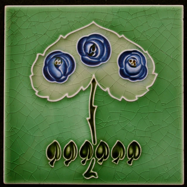 Attractive Original  antique Art Nouveau tile C 1900 Marsden England Flowers
