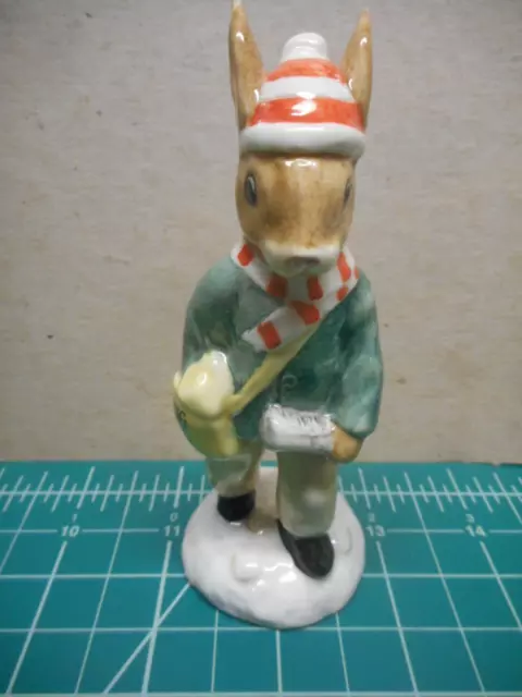 Royal Doulton Bunnykins Paperboy DB77