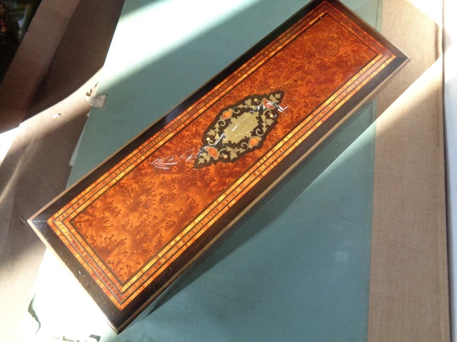 Coffret à Gants Ancien En Acajou Et Laiton - Marqueterie, Occasion, Pièce De Décoration