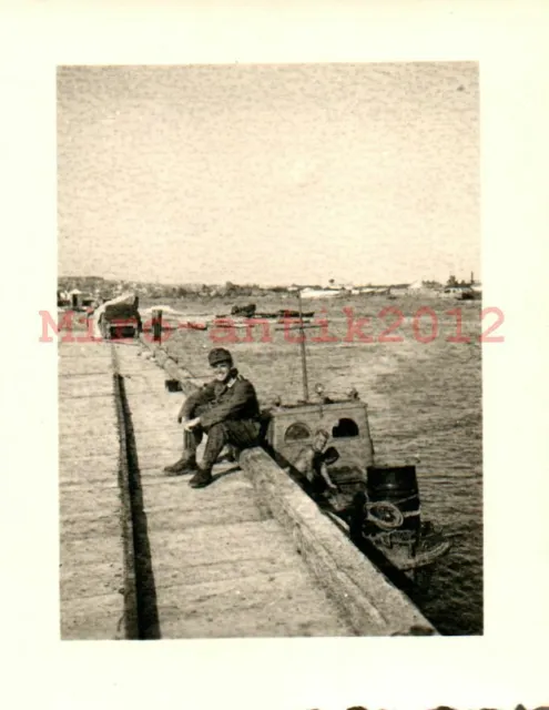 Foto, 2.WK, 2.Komp.Geb-Jg-Rgt.99: Im Fischerhafen von Rostow 1942 (MB)21194