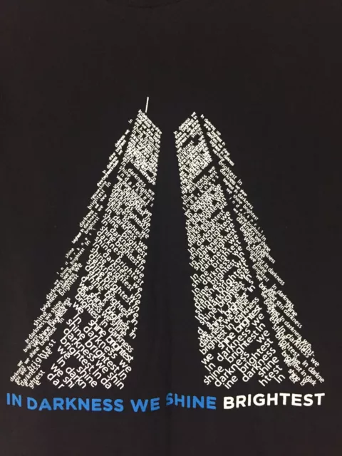 9/11 Memorial Size Small Never Forget 911 Twin Towers September 11th  T-Shirt