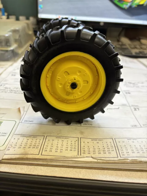 john deere 1/16 toy Tractor Rims And Tires