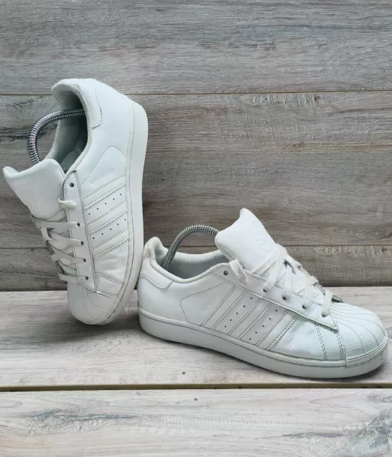 WOMENS ADIDAS SUPERSTAR Originals Triple White Leather Low Top Trainers UK 5.5 9.99 PicClick UK