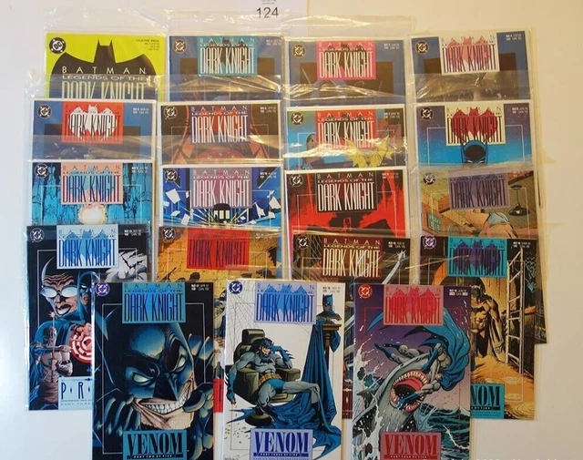 Batman - Legends of the Dark Knight 19 Comic LOT