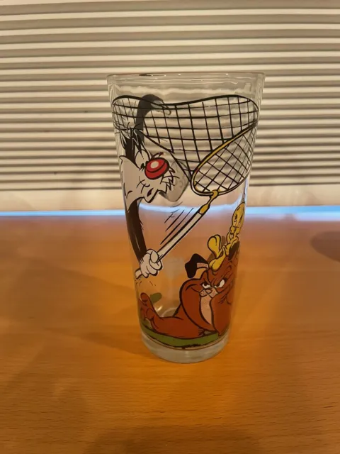 1976 Pepsi Collector Series Looney Tunes Sylvester and Tweety Glass Warner Bros.
