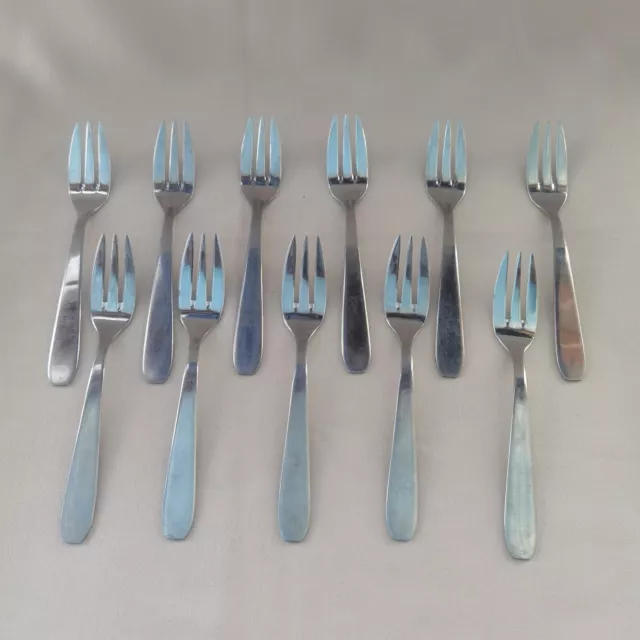 Lot de 11 fourchettes à poisson en inox Guy Degrenne,couverts,vintage