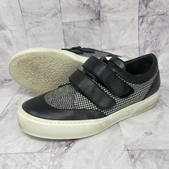 Robert Clergerie Communal Tint Chevron Sneakers Black Womens Sz 38 US 7 - 7.5 M