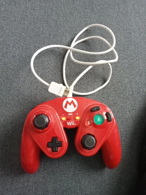 Manette vintage Mario Rouge Nintendo Wii U (Attention envoie en point relais )