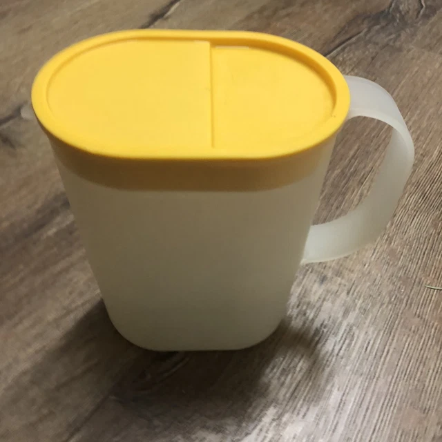 TUPPERWARE KANNE MIT Deckel gelb Saftkanne Milchkanne Frischquell