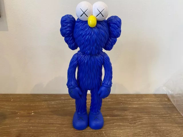 KAWS BFF blue edition BLEU COMPANION Medicom Toy 2017 MOMA Exclusive