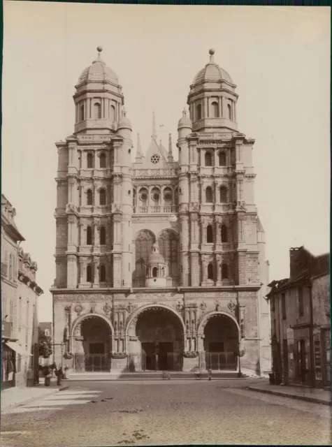 France, Dijon. Eglise St Michel  Vintage albumen print.  Tirage albuminé  17