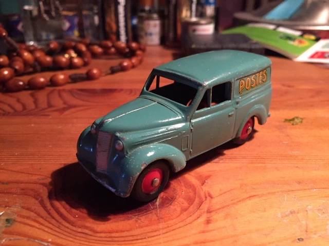 Renault 300 KG CIJ  LA POSTE