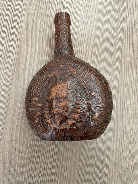 Balle De Softball Vintage En Cuir – Ancienne, Collection Ou Déco