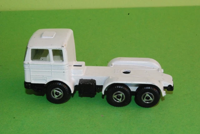 Camion Utilitaire COMMER HOLLAND Miniature 1/70 – Modèle PTT Française 1973, En Boîte