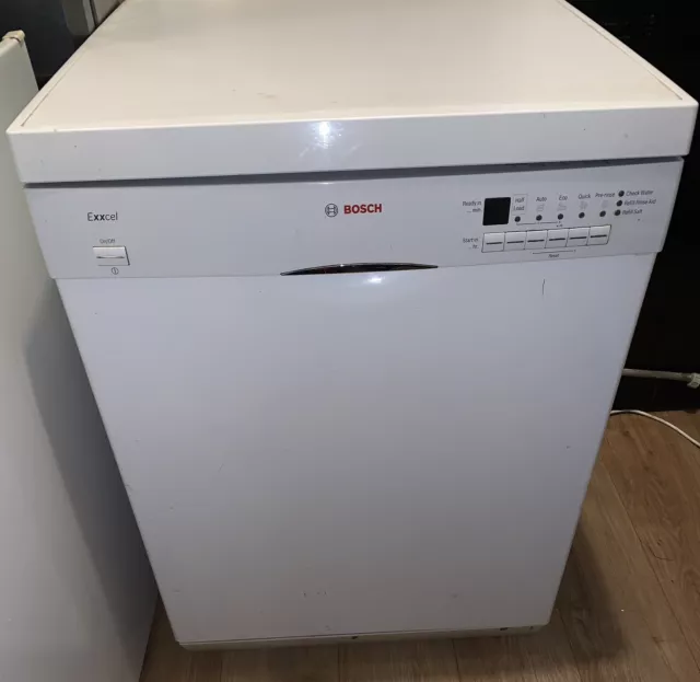 Bosch Exxcel dishwasher freestanding - Excellent Condition